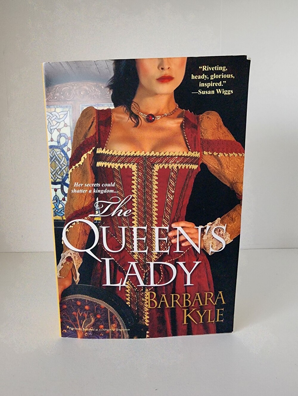 🖤 3/$20 The Queen's Lady by Barbara Kyle Historical Fiction Paperback